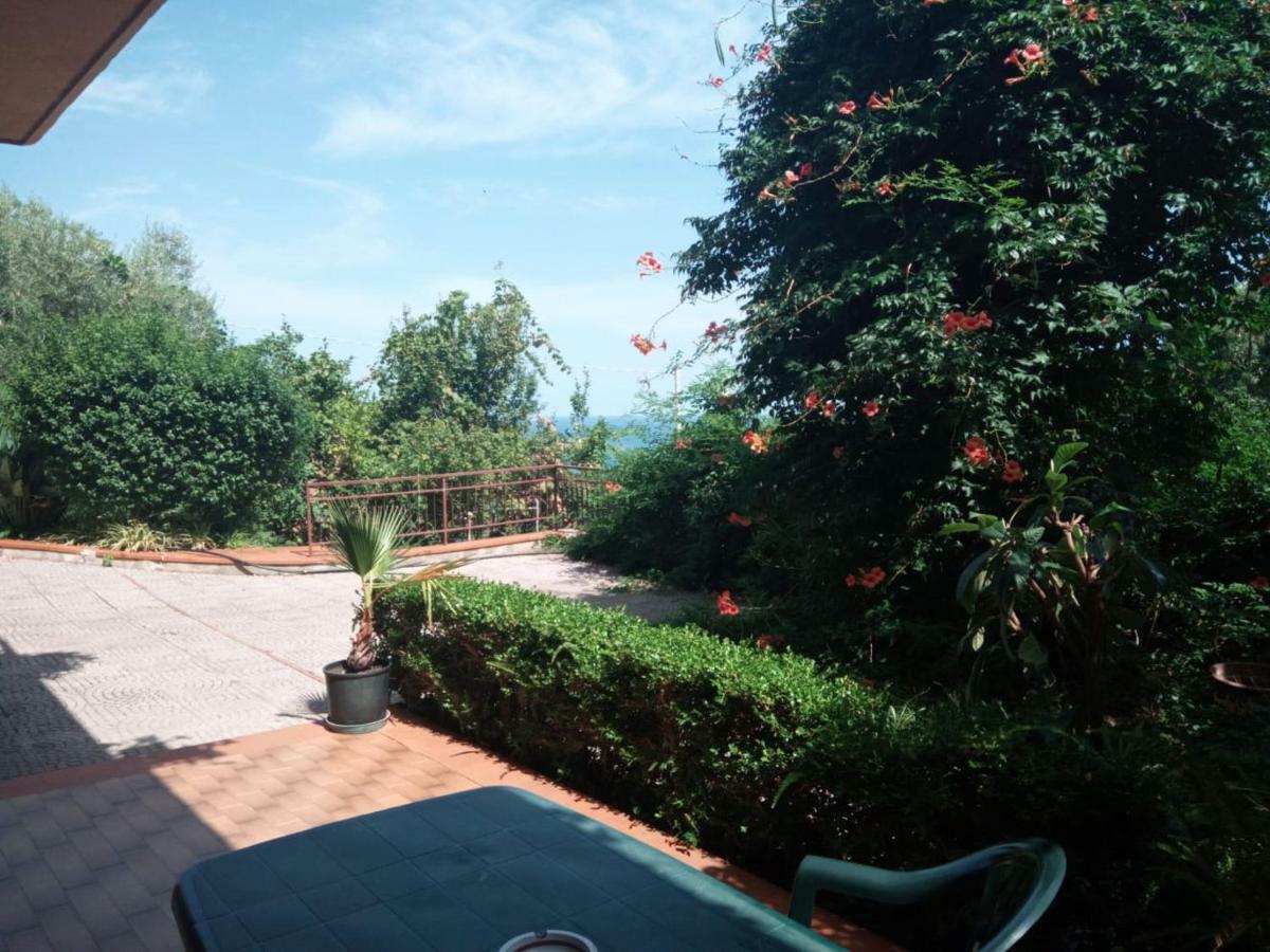 Stanza In Villa Con Giardino Vista Mare Cefalú Exterior foto